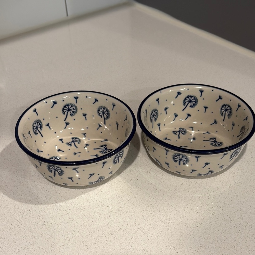 Set of Two Polish Pottery Dandelion Print Bowls 207
